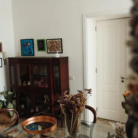 Lo Specchio Dei Papiri 4* Naples