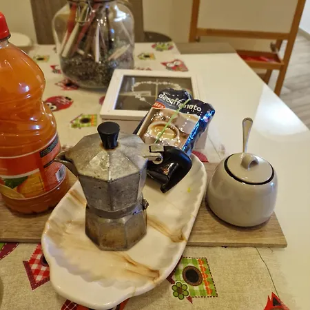 Bed & Breakfast Lo Specchio Dei Papiri Neapel