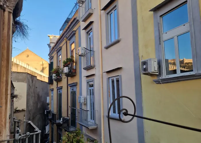 Lo Specchio Dei Papiri