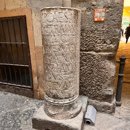 Lo Specchio Dei Papiri Frühstückspension 4*