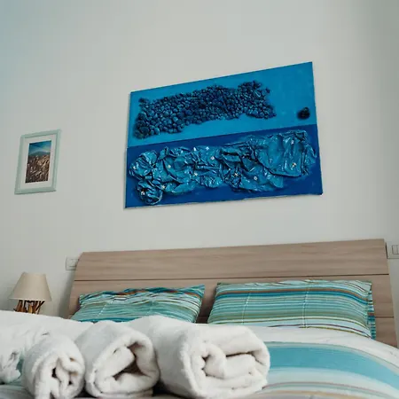 Lo Specchio Dei Papiri Bed and Breakfast 4*